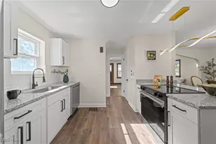 308 Superior St, Louisville, OH 44641 - Photo 20