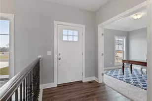 2490 Ledgestone Dr NW, Uniontown, OH 44685 - Photo 10