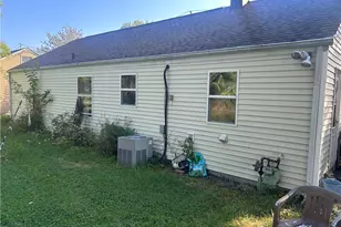 1096 Stevens Blvd, Eastlake, OH 44095 - Photo 2