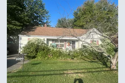 1096 Stevens Boulevard, Eastlake, OH 44095 - Photo 1