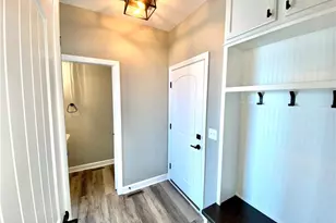 2273 Ledgestone Dr NW, Uniontown, OH 44685 - Photo 10