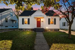 824 Austin Ave, Akron, OH 44306 - Photo 1