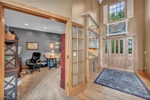 10360 Sawmill Dr, Chardon, OH 44024 - Photo 8