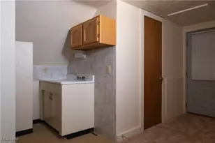 167 Pioneer St, Akron, OH 44305 - Photo 20