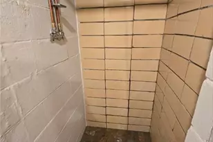 2002 Bancroft Ave, Youngstown, OH 44514 - Photo 12