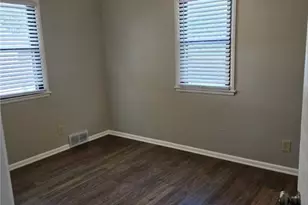 2002 Bancroft Ave, Youngstown, OH 44514 - Photo 10