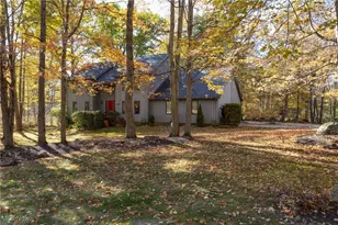 200 Greentree Circle, Aurora, OH 44202 - Photo 6