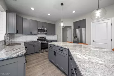 9088 Stonegate Circle, North Ridgeville, OH 44039 - Photo 10