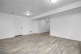 9088 Stonegate Cir, North Ridgeville, OH 44039 - Photo 34