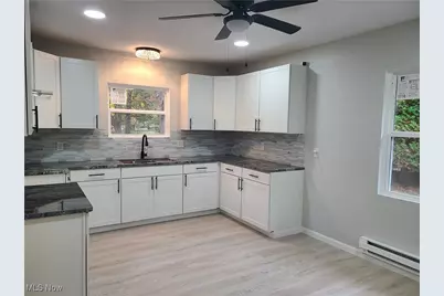 3116 Ridgehill Avenue, Alliance, OH 44601 - Photo 8