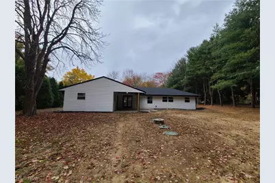 3116 Ridgehill Avenue, Alliance, OH 44601 - Photo 2