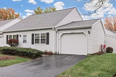 8765 Eastbrook Circle, Chagrin Falls, OH 44023 - Photo 1