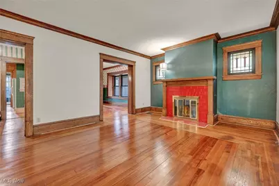 113 N Highland Avenue, Akron, OH 44303 - Photo 8