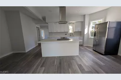 6089 Dunham Road, Maple Heights, OH 44137 - Photo 6