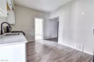 8303 Connecticut Ave, Loveland, OH 44105 - Photo 4