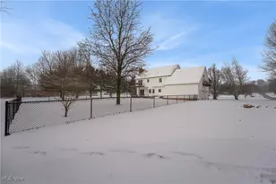 2390 Auberry Dr, Akron, OH 44312 - Photo 44