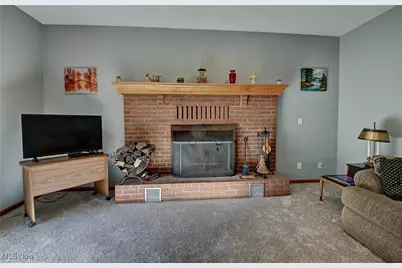 2390 Auberry Drive, Akron, OH 44312 - Photo 8