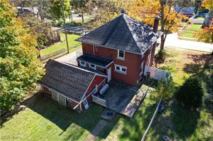 3771 Edison St NW, Uniontown, OH 44685 - Photo 4