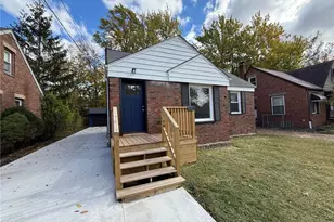 325 E 257th St, Euclid, OH 44132 - Photo 4