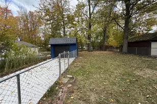 325 E 257th St, Euclid, OH 44132 - Photo 8