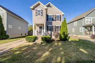 2394 E 39th St, Loveland, OH 44115 - Photo 2