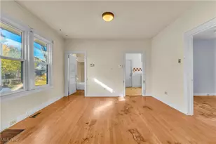 122 Bellfield Ave, Elyria, OH 44035 - Photo 16