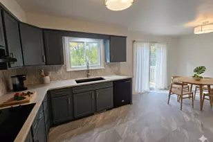 1810 Nocturne Ave NE, Warren, OH 44483 - Photo 4