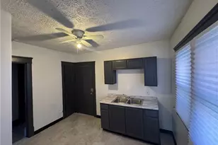 1092 E 143rd St, Loveland, OH 44110 - Photo 4