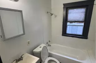 1092 E 143rd St, Loveland, OH 44110 - Photo 6