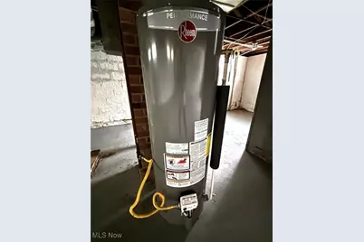 16015 S Lotus Street, Loveland, OH 44128 - Photo 12