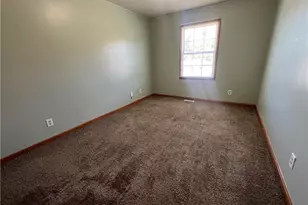 1834 Robindale St, Wickliffe, OH 44092 - Photo 30