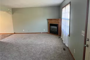 1834 Robindale St, Wickliffe, OH 44092 - Photo 6