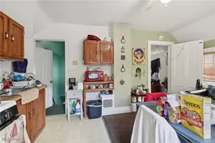 634 Kling St, Akron, OH 44311 - Photo 12