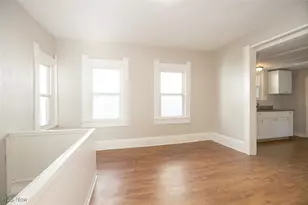 1845 W 48th St, Loveland, OH 44102 - Photo 2