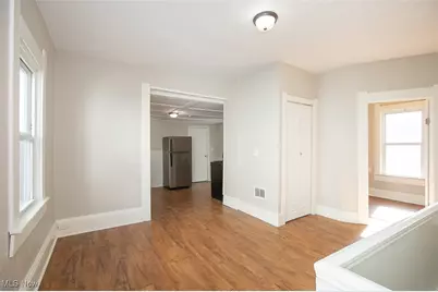 1845 W 48th Street, Loveland, OH 44102 - Photo 4