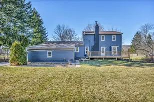 10971 Auburn Rd, Chardon, OH 44024 - Photo 2