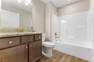 2334 Ledgestone Dr NW, Uniontown, OH 44685 - Photo 24