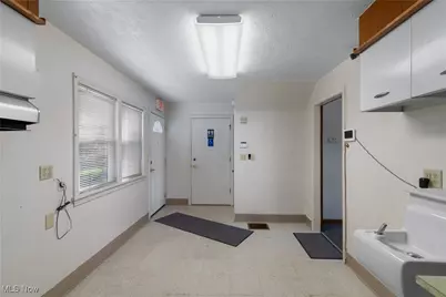 1850 Whipple Avenue NW, Canton, OH 44708 - Photo 10