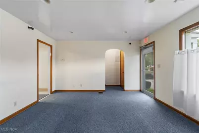 1850 Whipple Avenue NW, Canton, OH 44708 - Photo 8