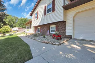 895 Lancaster Dr, Medina, OH 44256 - Photo 6