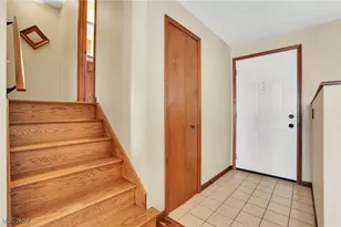 895 Lancaster Dr, Medina, OH 44256 - Photo 8