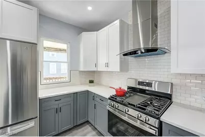 3290 W 23rd Place, Loveland, OH 44109 - Photo 14