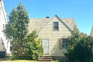 3927 E 153rd St, Loveland, OH 44128 - Photo 1