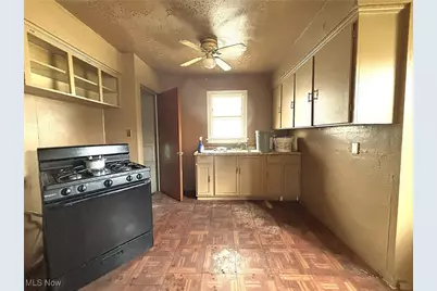 3927 E 153rd Street, Loveland, OH 44128 - Photo 2