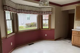 1357 S Azalea Blvd, Barberton, OH 44203 - Photo 6