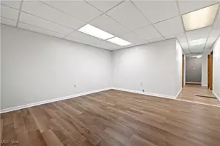 1063 W 21st St, Lorain, OH 44052 - Photo 6