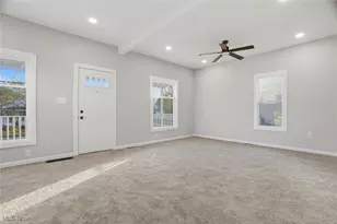 949 E 6th St, Ashtabula, OH 44004 - Photo 8