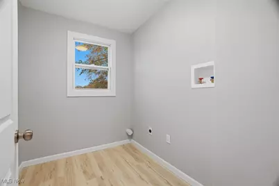 949 E 6th Street, Ashtabula, OH 44004 - Photo 18