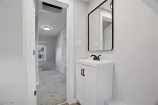 949 E 6th St, Ashtabula, OH 44004 - Photo 32