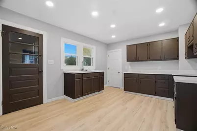 949 E 6th Street, Ashtabula, OH 44004 - Photo 20